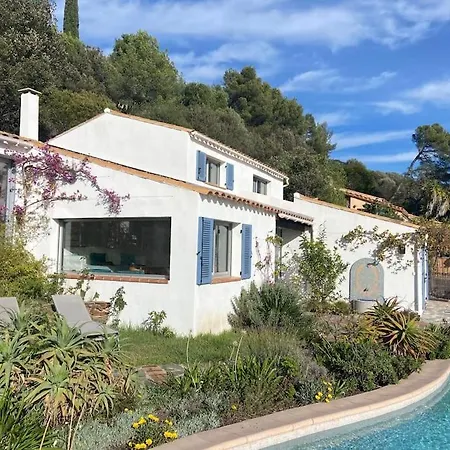 Andromede, De Charme Avec Vue Et Acces *